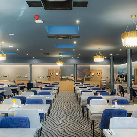 Gino Paradise With Aquapark Bešeňová