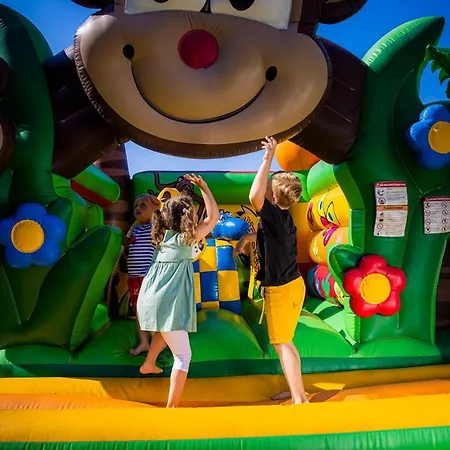 Gino Paradise With Aquapark Ξενοδοχείο με διαμερίσματα